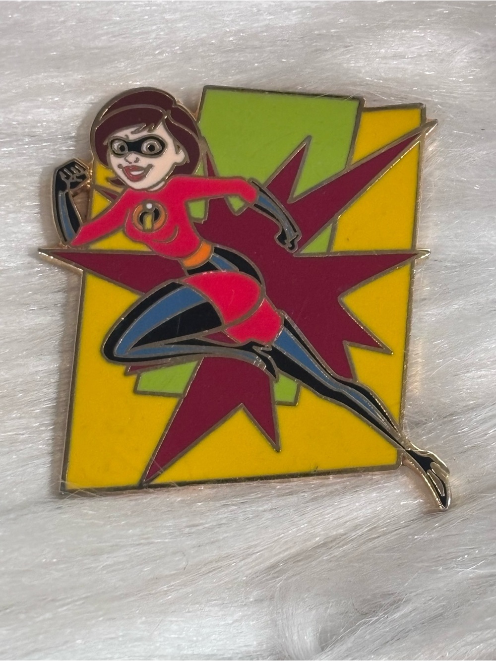 Disneyland Paris Mrs Incredible Enamel Pin